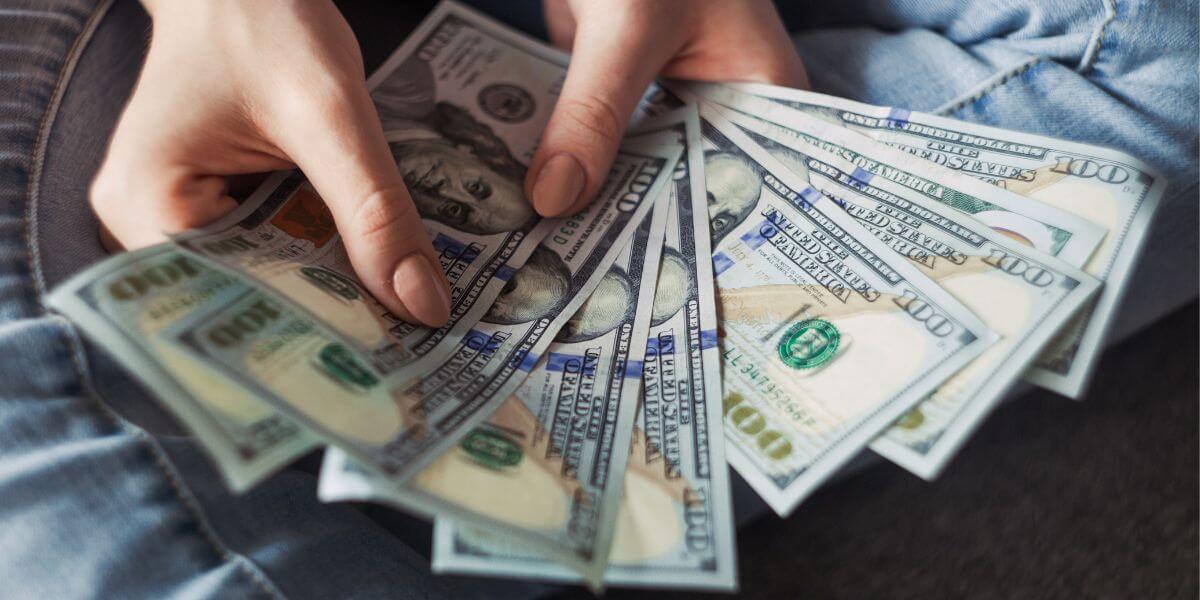 como calcular ROI e ROAS